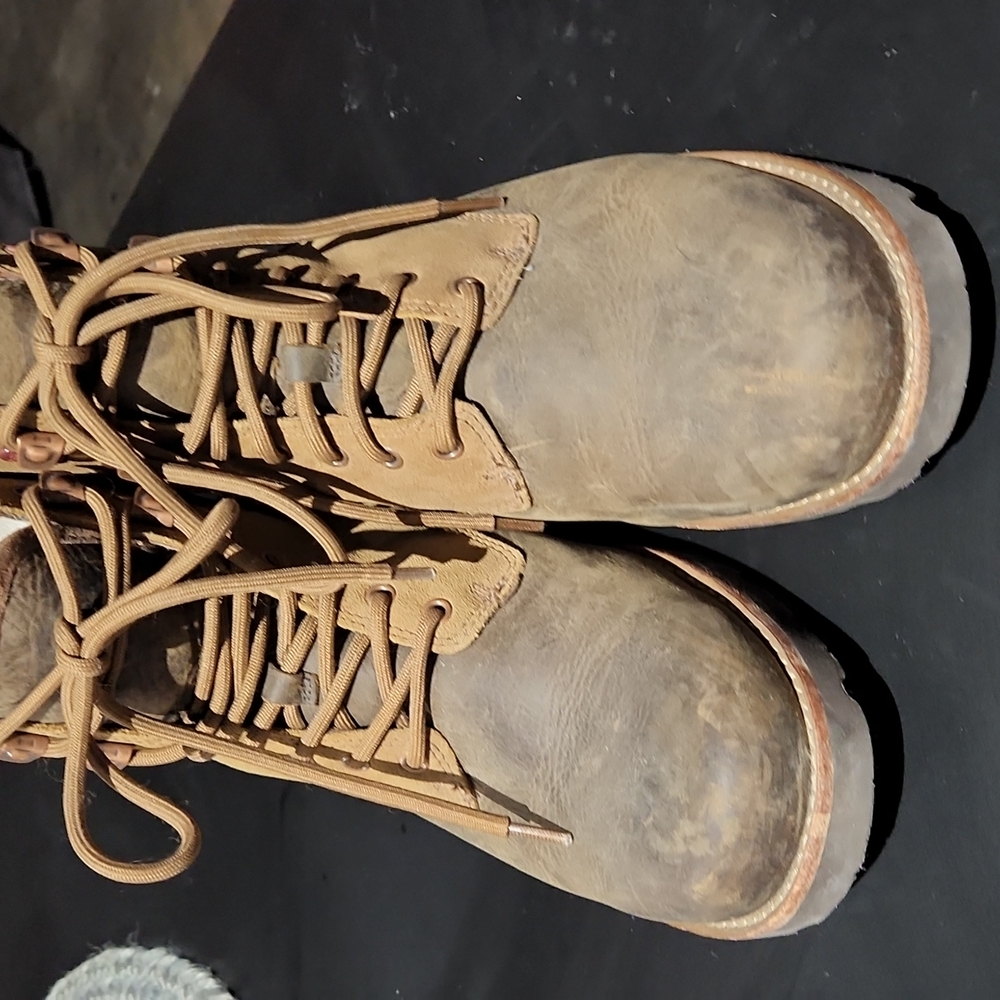 Ugg lace up snow boots - Picture 3 of 5